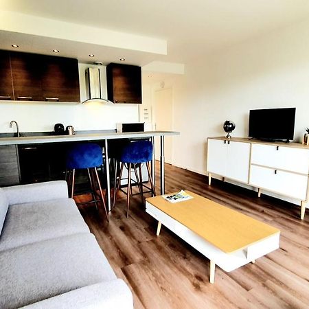 Le Nid Douillet D'Angelique Et David Avec Parking Apartment ร็องบุยเย ภายนอก รูปภาพ