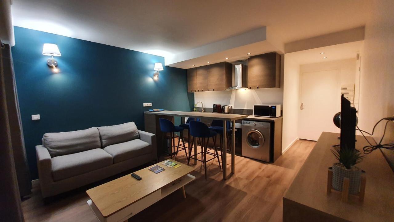 Le Nid Douillet D'Angelique Et David Avec Parking Apartment ร็องบุยเย ภายนอก รูปภาพ